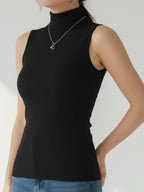 Sculpt High-Neck Essential